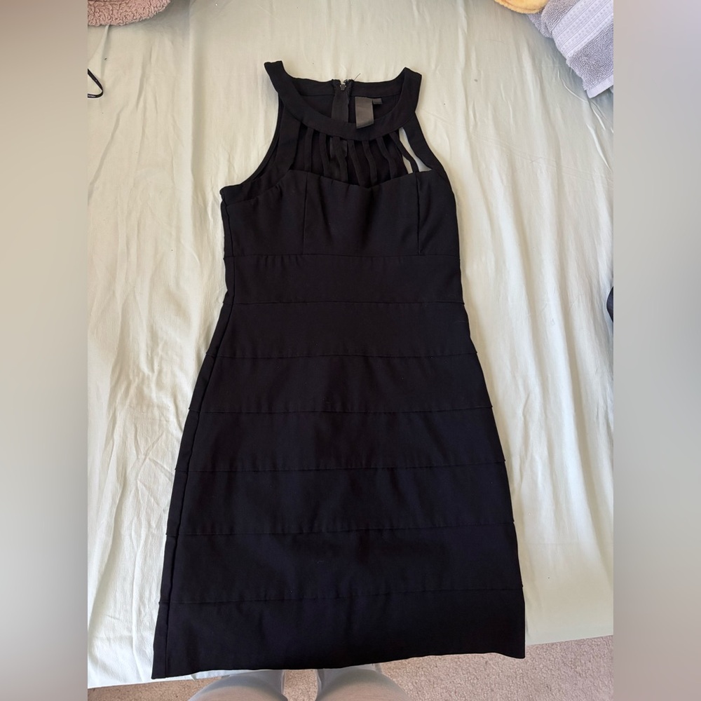 Elegant Black Sleeveless Dress